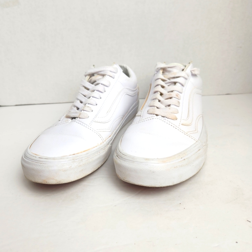 Vans skate shoes leather white sz 9 women sz 8 men